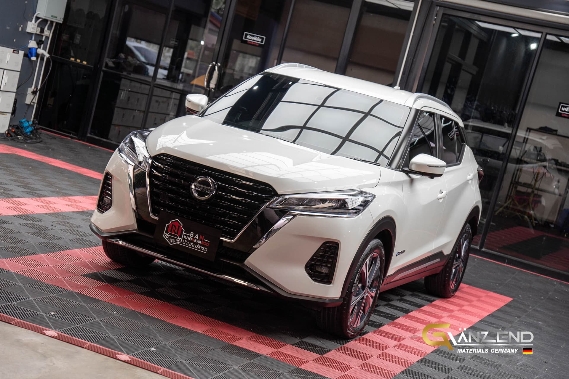 Nissan Kicks สีขาว กับความเงางามระดับพรีเมียม