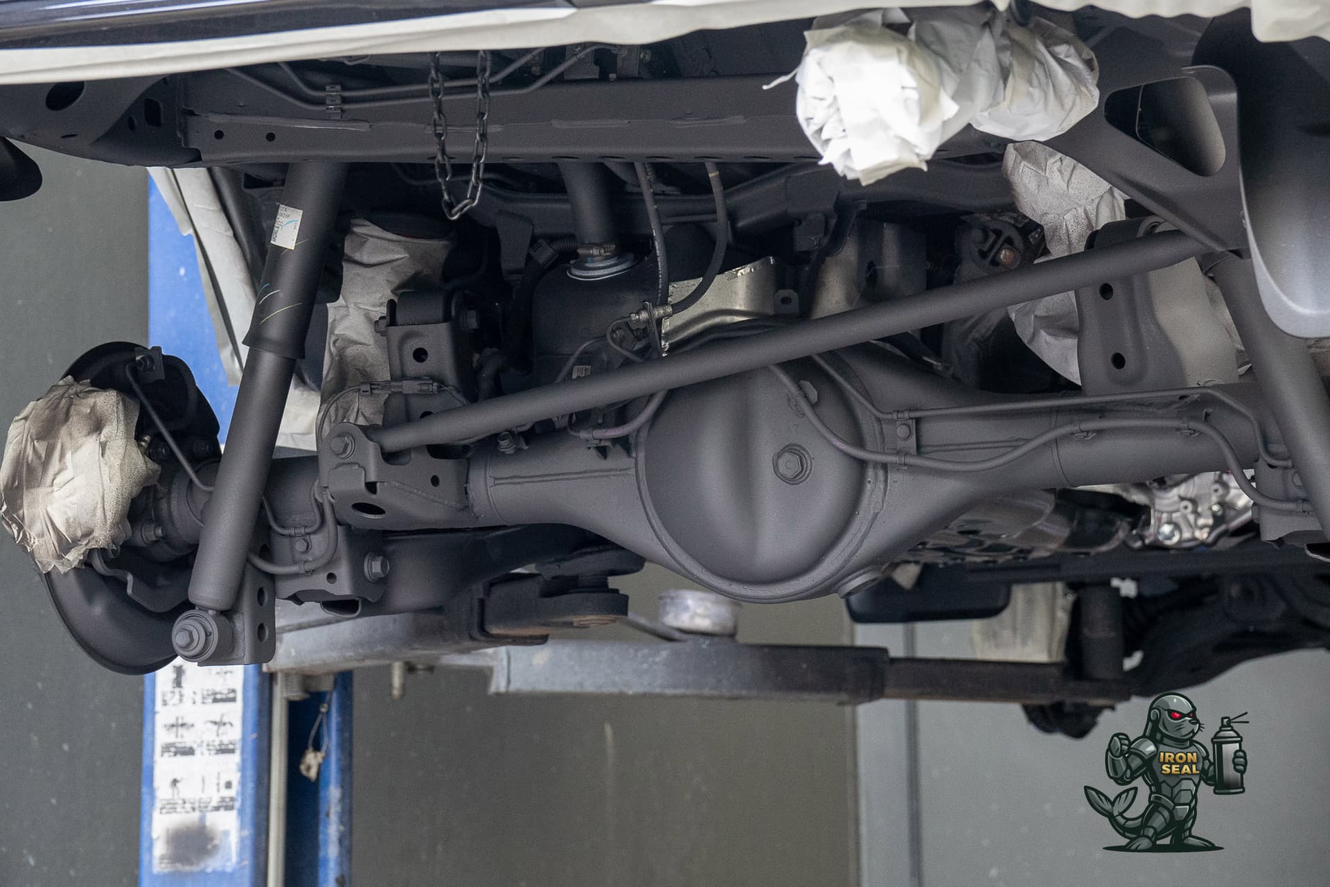 ตัวอย่างผลงานพ่นกันสนิม IRON SEAL 3