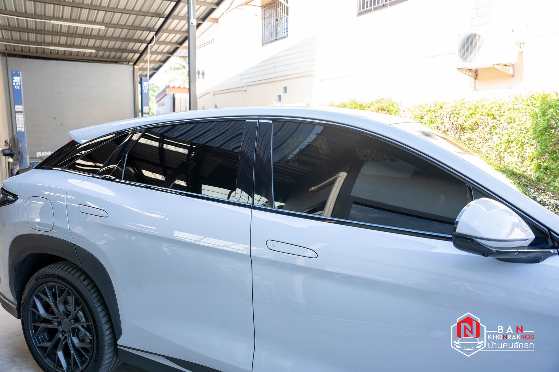 Solar Gard Black Phantom Example 1